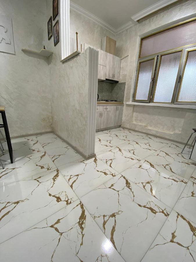 Hotel Holiday House Chkonia Batumi Zewnętrze zdjęcie