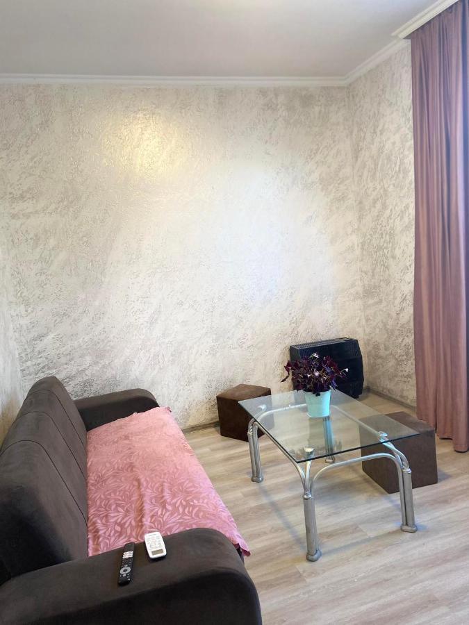 Hotel Holiday House Chkonia Batumi Zewnętrze zdjęcie