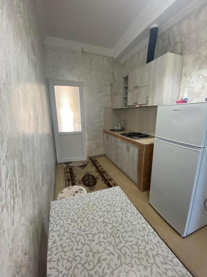 Hotel Holiday House Chkonia Batumi Zewnętrze zdjęcie